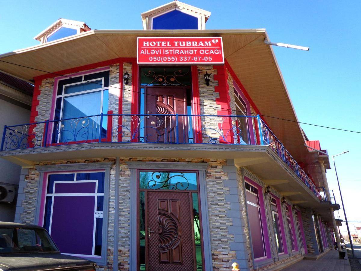 Tubram S Ailəvi Qonaq Evi Bed & Breakfast Sheki Luaran gambar