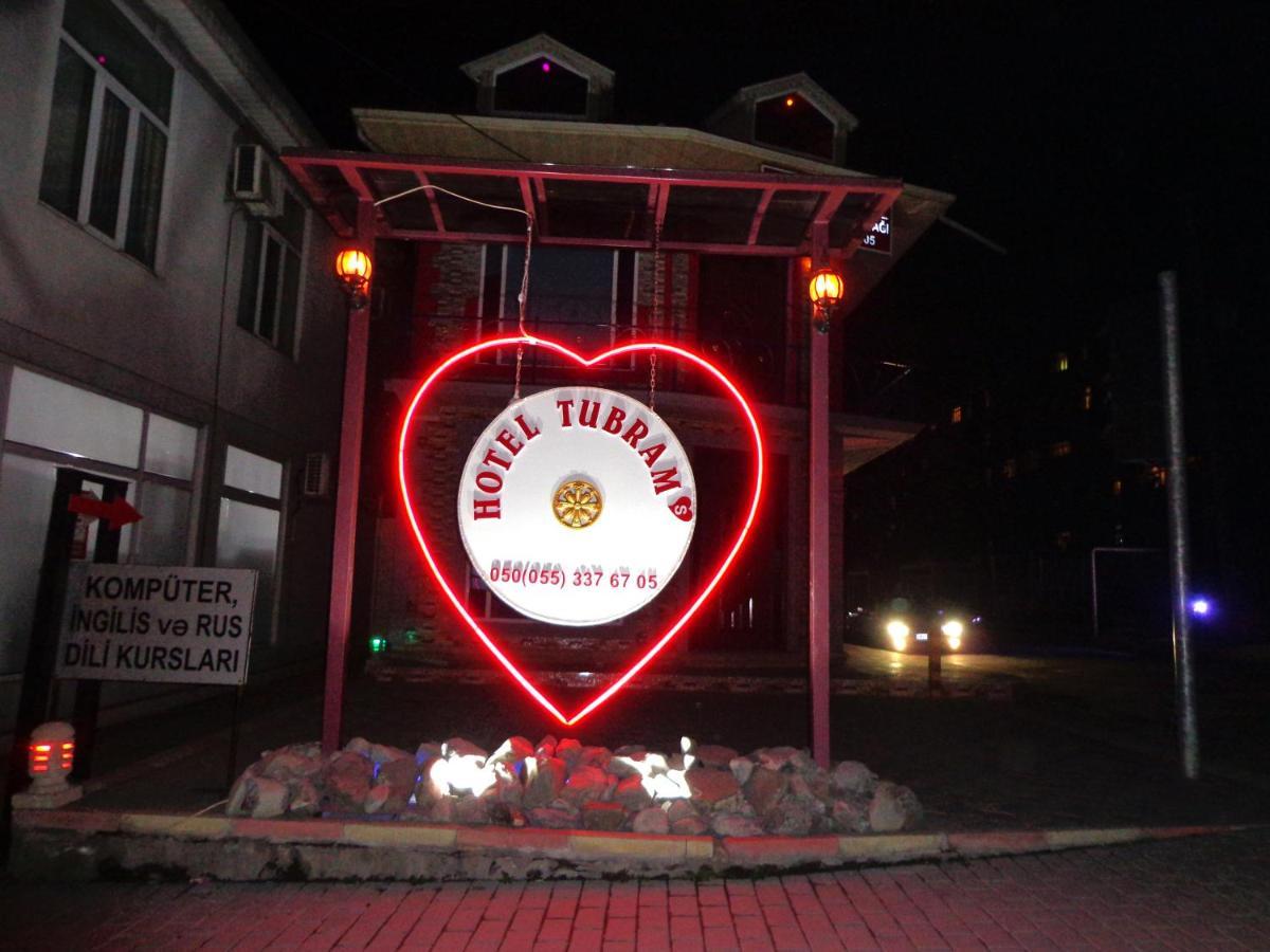 Tubram S Ailəvi Qonaq Evi Bed & Breakfast Sheki Luaran gambar