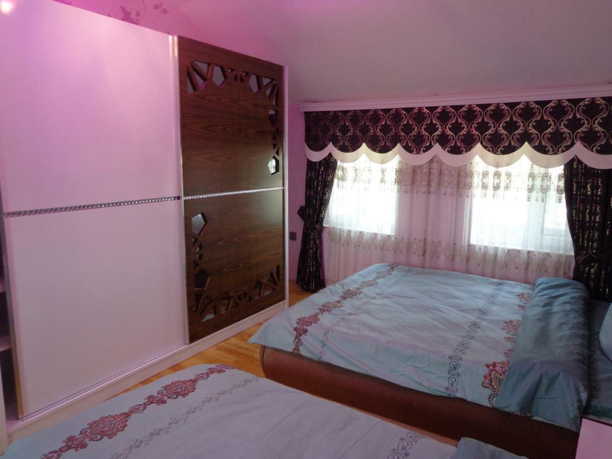 Tubram S Ailəvi Qonaq Evi Bed & Breakfast Sheki Luaran gambar