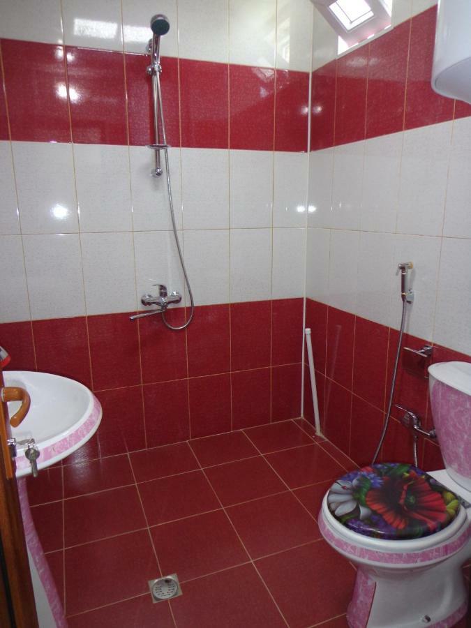 Tubram S Ailəvi Qonaq Evi Bed & Breakfast Sheki Luaran gambar