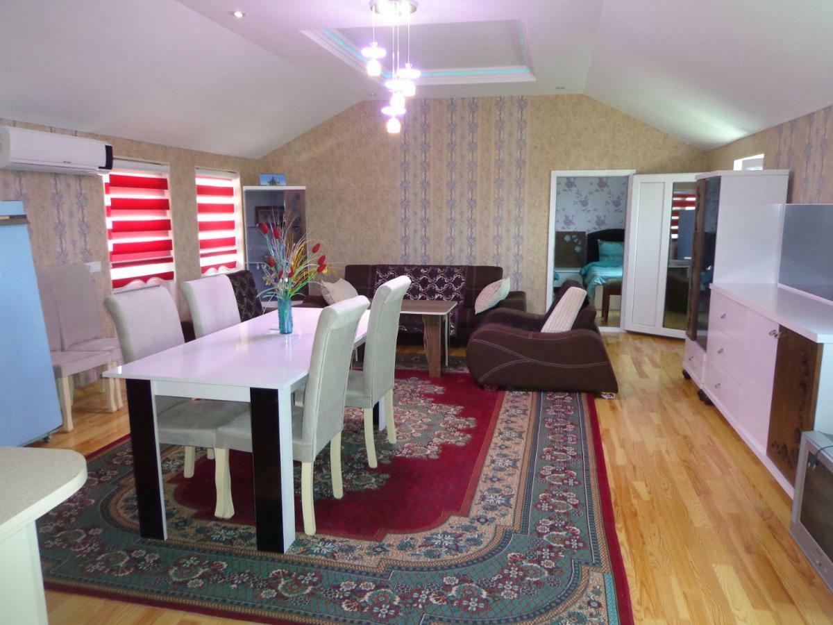 Tubram S Ailəvi Qonaq Evi Bed & Breakfast Sheki Luaran gambar